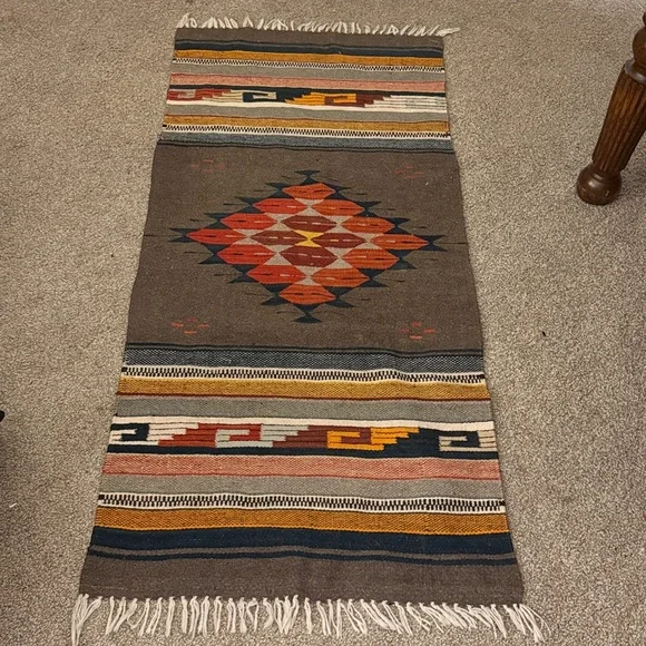 Handmade Southwestern Woven Wool Rug with Fringe super soft!! - Picture 4 of 8